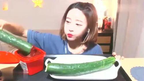 娱乐吃瓜酱十年八个孩子,十年间孕育八个孩子的传奇人生