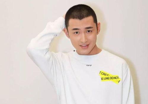 娱乐吃瓜酱王彦霖,娱乐吃瓜界的“酱王”传奇