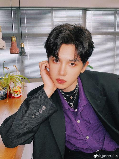 娱乐吃瓜黄明昊,娱乐吃瓜界的“瓜王”